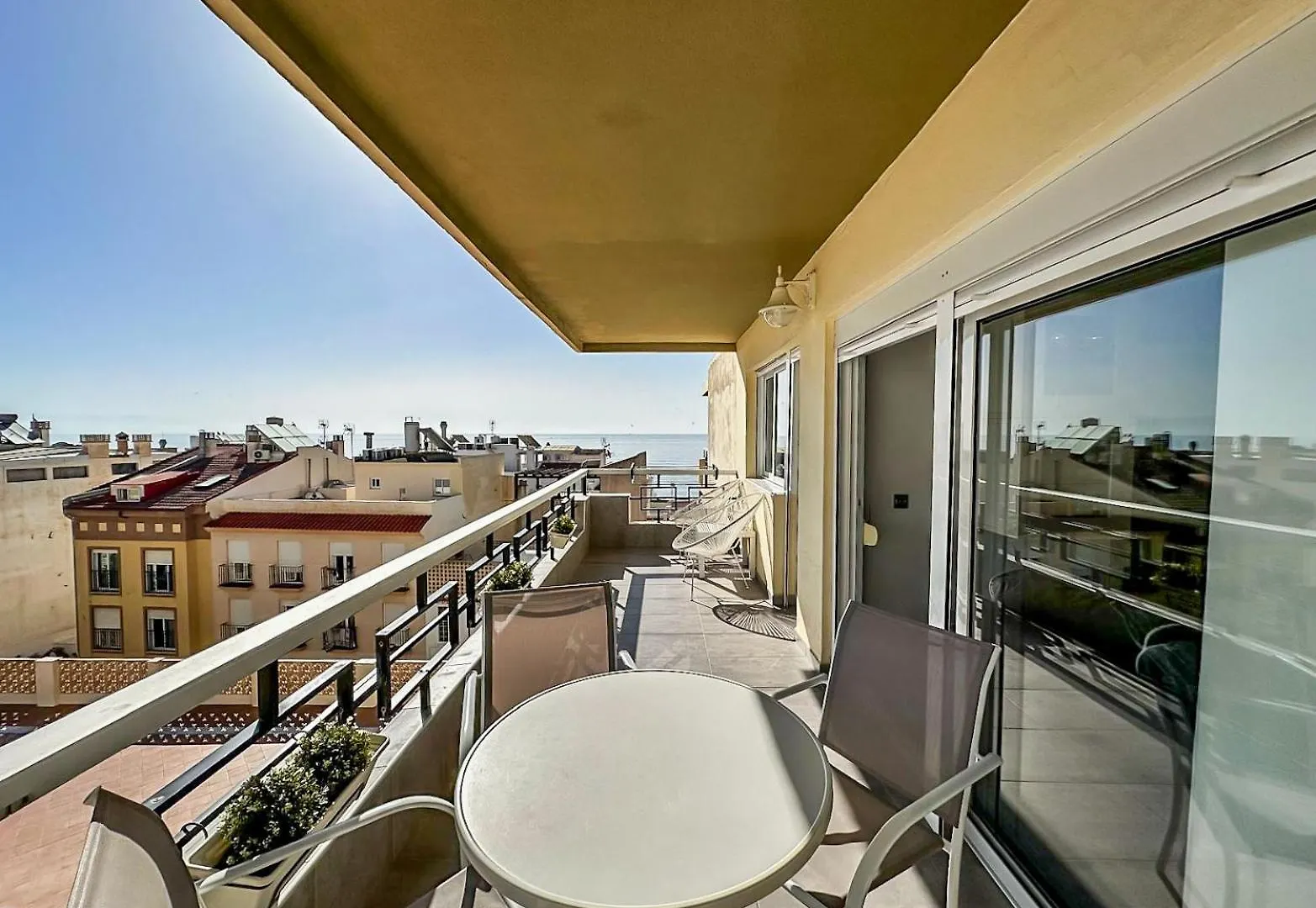 Casa Hugo - Playa Apartment Torremolinos